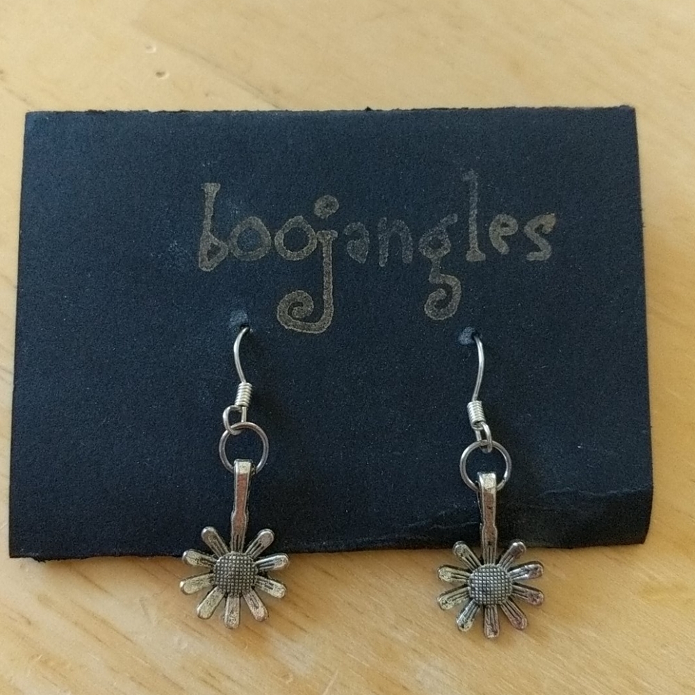 ♥️ Beautiful flower earrings